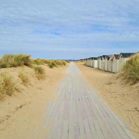 Sweet Cocon - Duplex Dans Le Bourg Et Proche De La Plage De Ouistreham Villa Exterior photo